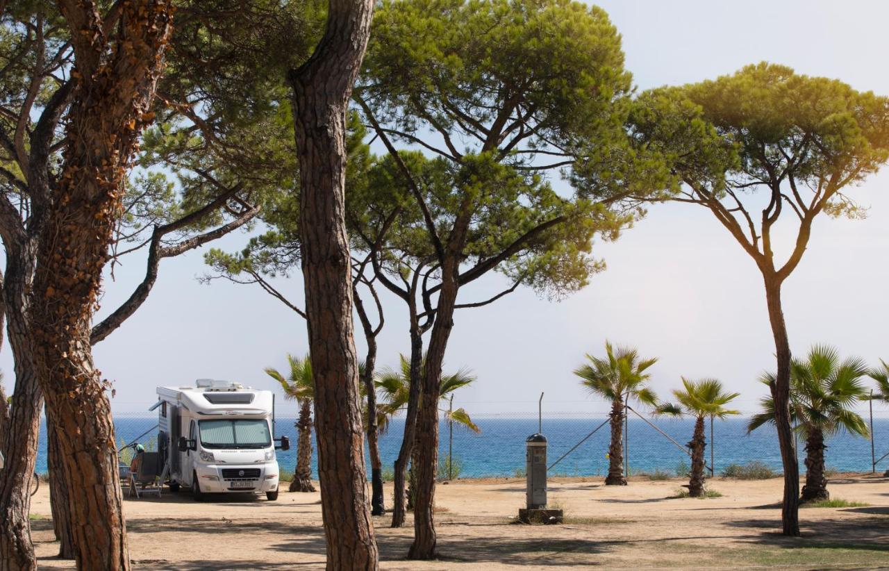 Camping Bella Terra Blanes Bagian luar foto
